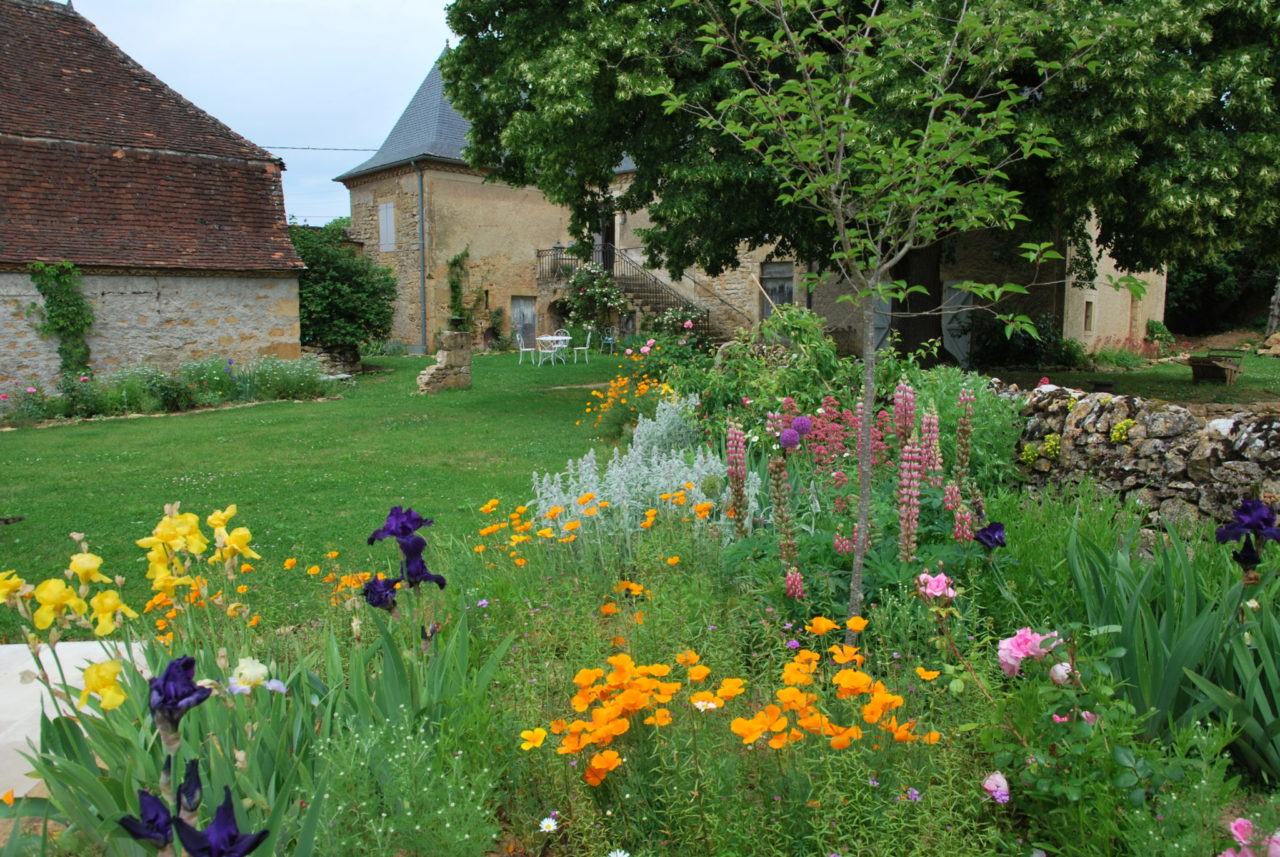 L Ostal de Benjamin Photos